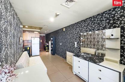 Apartment - 1 Bedroom - 1 Bathroom for sale in Hamilton Tower - Business Bay - Dubai