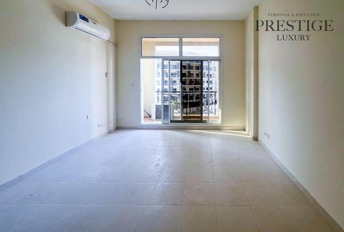 104123955 - Property Image 2