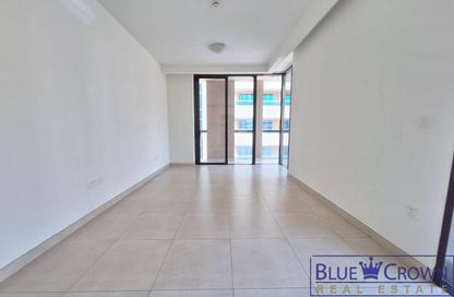 Apartment - 3 Bedrooms - 3 Bathrooms for rent in Golden Sands 16 - Al Mankhool - Bur Dubai - Dubai