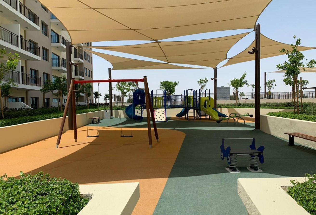 Chiller Free | 1 BHK | Golf Course View photo 14