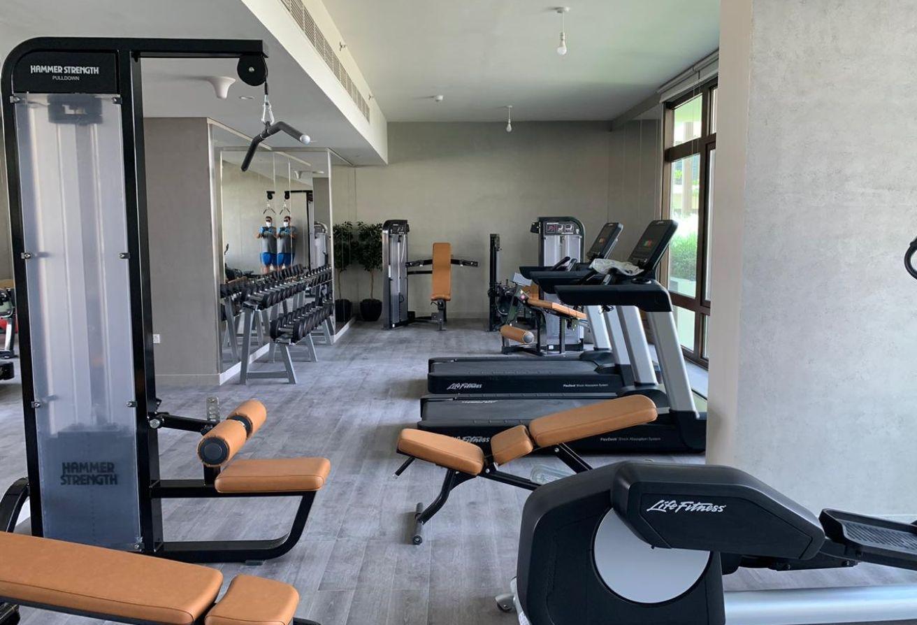 Chiller Free | 1 BHK | Golf Course View photo 13