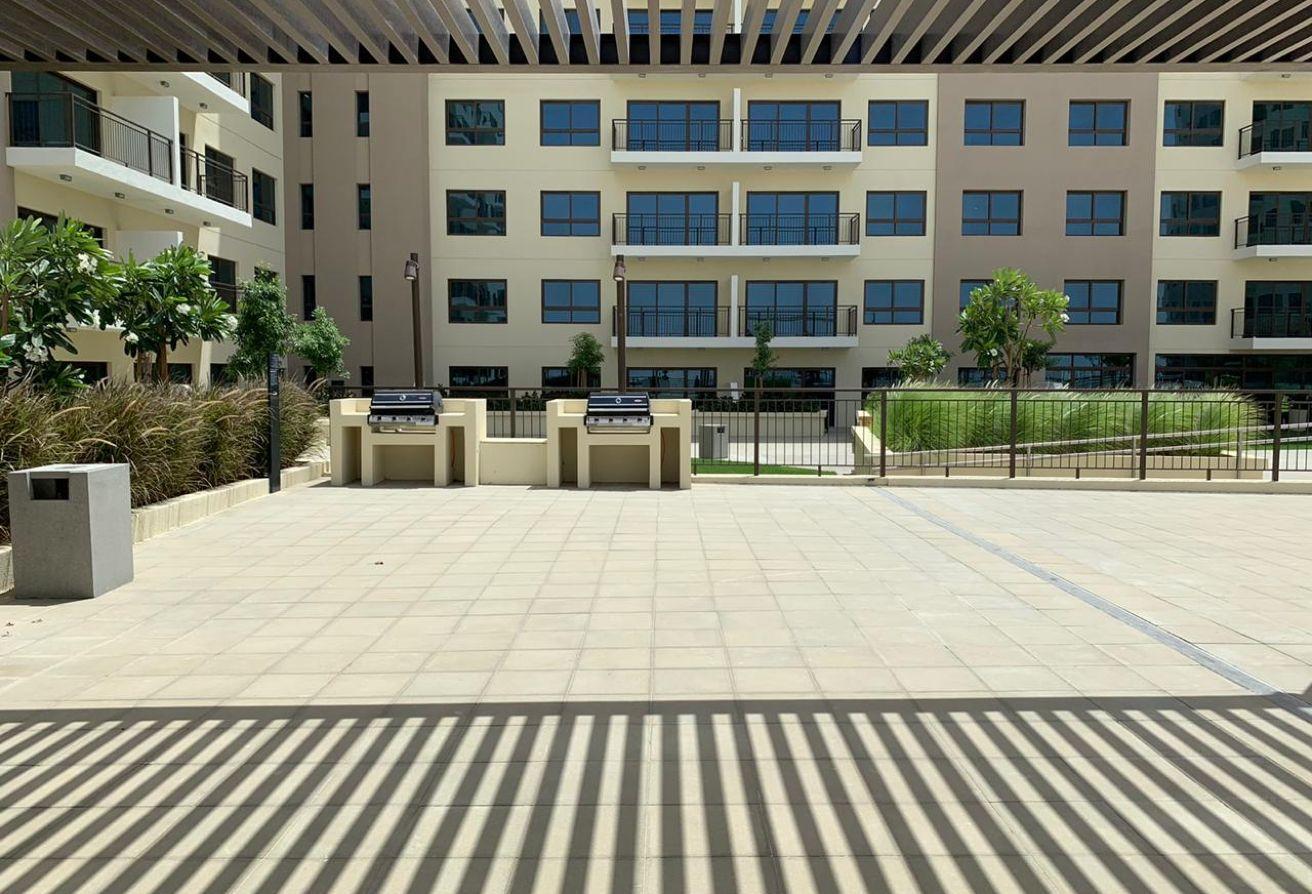 Chiller Free | 1 BHK | Golf Course View photo 15