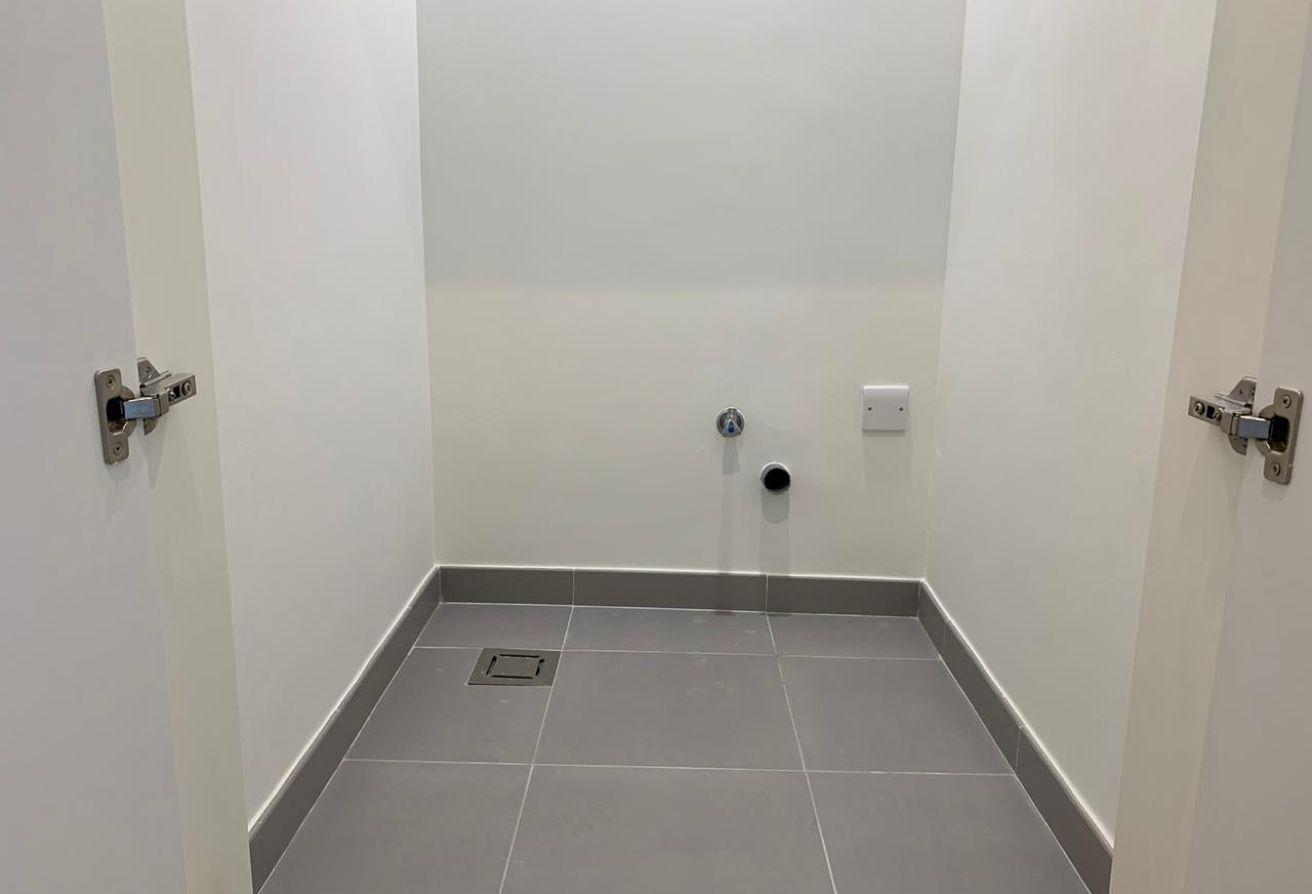 Chiller Free | 1 BHK | Golf Course View photo 6
