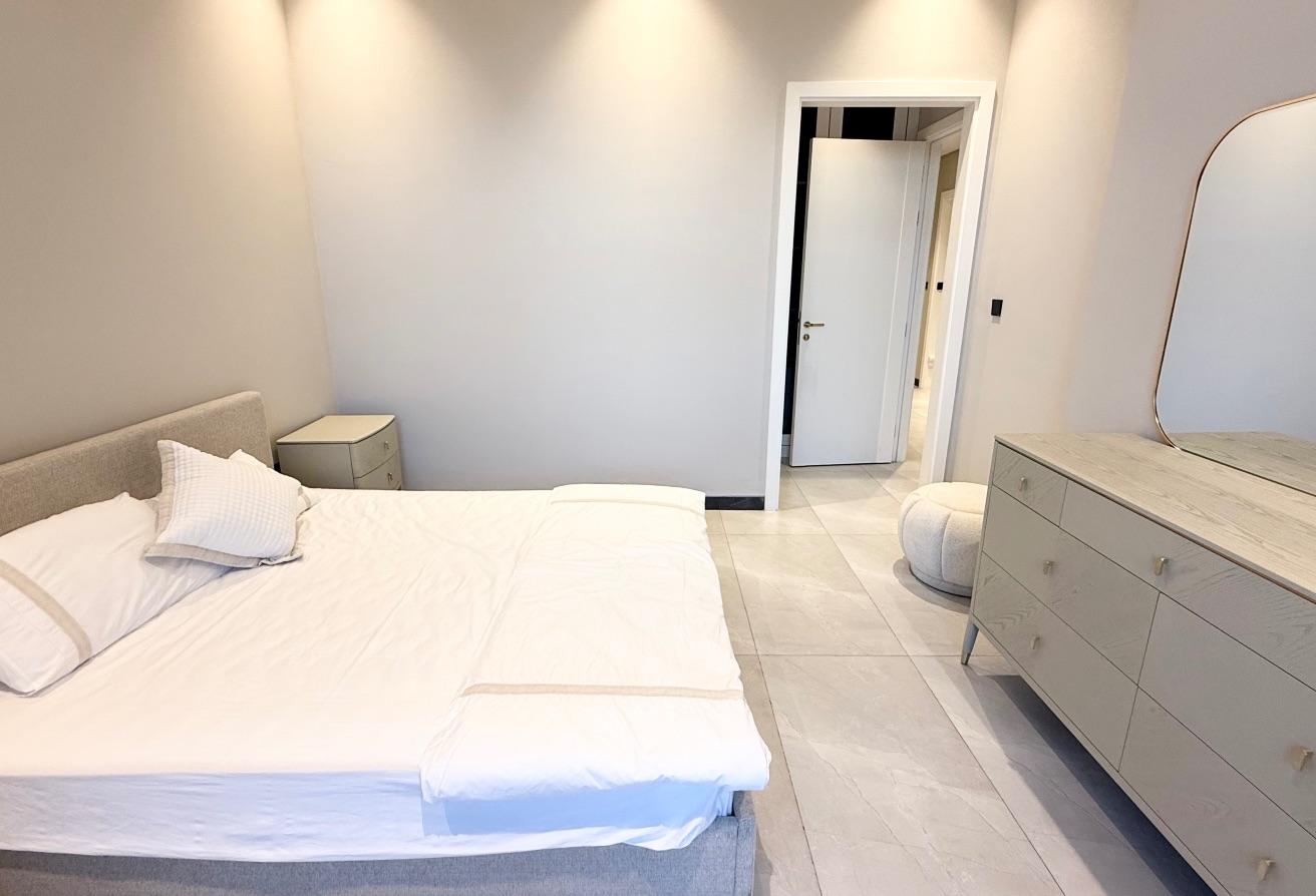 2 BR with Study/Storage I Modern I Unfurnished photo 8