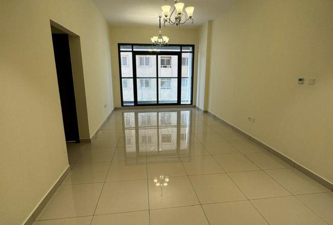 94002802 - Property Main Image