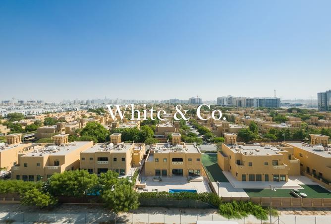 Fully Furnished | Villa Views | High-Yield