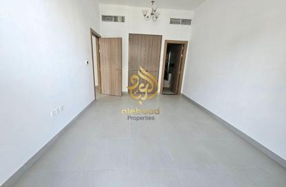 شقة - 2 غرف نوم - 3 حمامات للايجار في لوليفير ريزيدنس - المدينة العالمية المرحلة 2 - 4 الورسان - الورسان - دبي