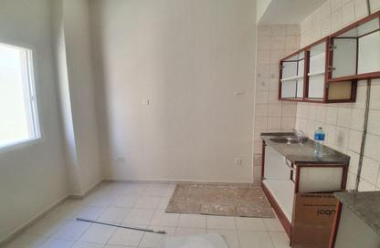Apartment - Studio - 1 Bathroom for rent in Fire Station Road - Muwaileh - Sharjah
