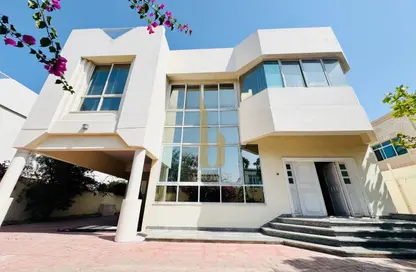 Villa - 4 Bedrooms - 4 Bathrooms for rent in Umm Suqeim 1 Villas - Umm Suqeim 1 - Umm Suqeim - Dubai