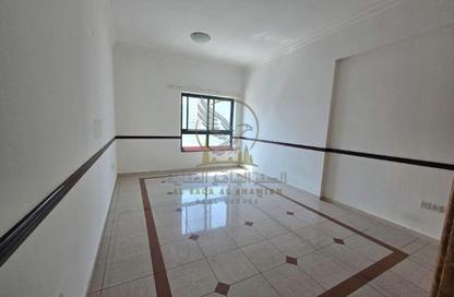 Apartment - 2 - 3 for rent in Al Majaz 2 - Al Majaz - Sharjah