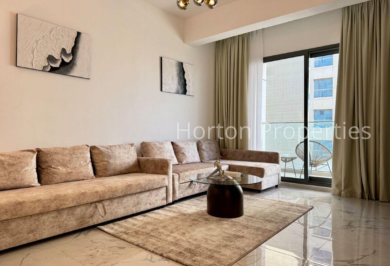 FULLY FURNISHED | MUTIPLE CHECQUES | SPACIOUS photo 2