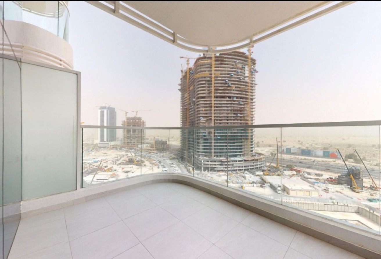 Studio apartment in Opalz By Danube Tower 2, Dubai Science Park: 13