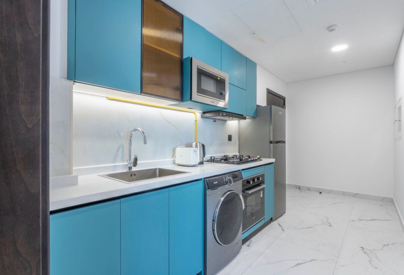 Studio apartment in Opalz By Danube Tower 2, Dubai Science Park: 12