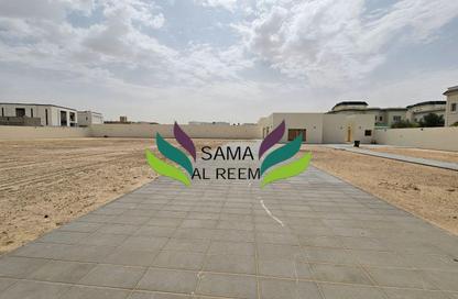Villa - 3 Bedrooms - 3 Bathrooms for rent in Nad Al Sheba 4 - Nad Al Sheba - Dubai