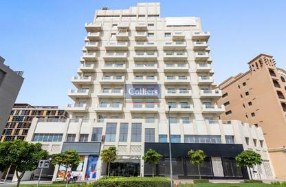 Apartment - 1 Bedroom - 2 Bathrooms for rent in Dilan Tower - Culture Village - Dubai
