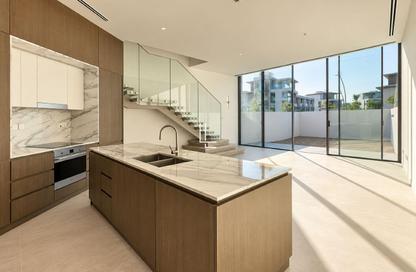 Villa - 3 - 4 for sale in Nad Al Sheba Gardens 2 - Nad Al Sheba Gardens - Nad Al Sheba 1 - Nad Al Sheba - Dubai