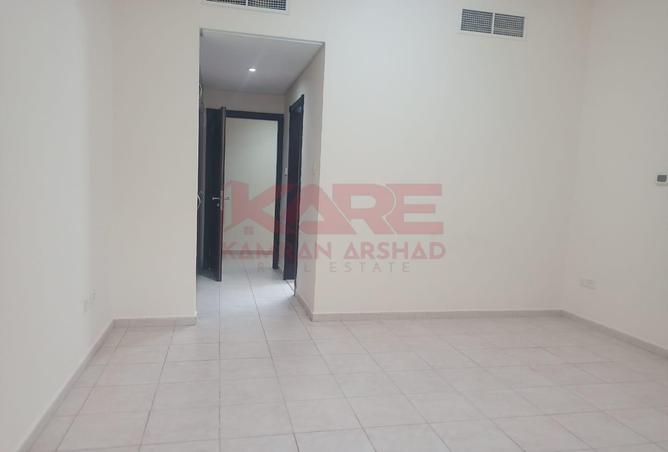 84077425 - صورة العقار 3