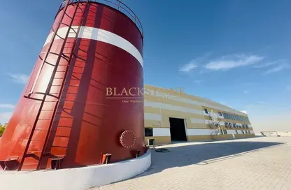 Warehouse - Studio - 2 Bathrooms for sale in Dubai Industrial City - Dubai