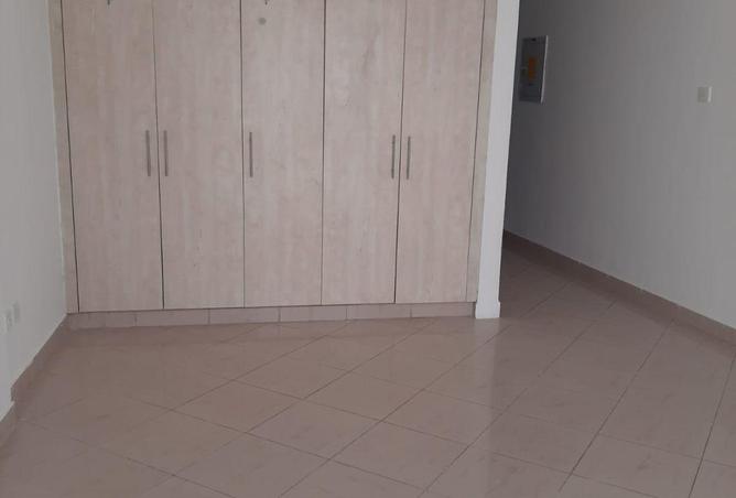 92702589 - Property Image 2