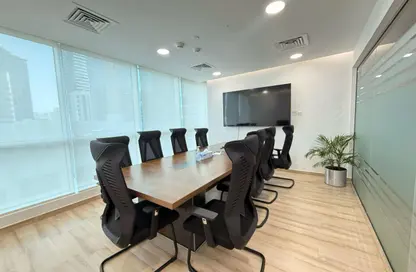 مكتب - 2 حمامات للايجار في هانجنج جاردن تاور - الدانه - أبوظبي