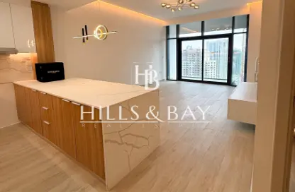 Apartment - 1 Bedroom - 1 Bathroom for rent in The East Crest by Meteora - District 17 - Jumeirah Village Circle - Dubai