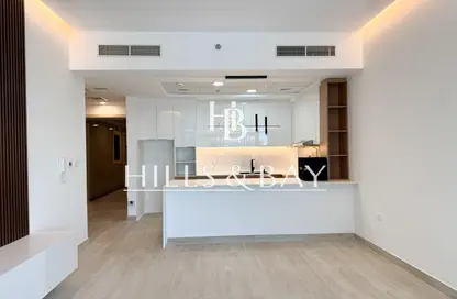 Apartment - 1 Bedroom - 1 Bathroom for rent in The East Crest by Meteora - District 17 - Jumeirah Village Circle - Dubai