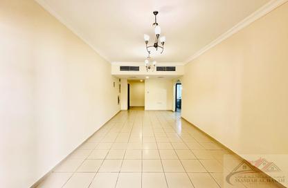 Apartment - 2 Bedrooms - 2 Bathrooms for rent in Muwaileh 29 Building - Muwaileh - Sharjah
