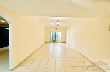 Apartment - 2 Bedrooms - 2 Bathrooms for rent in Muwaileh 29 Building - Muwaileh - Sharjah