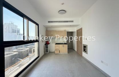 Apartment - Studio - 1 Bathroom for rent in Muna Karama Building - Al Karama - Dubai
