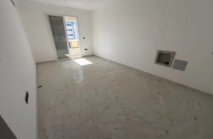 Apartment - 2 Bedrooms - 3 Bathrooms for rent in Al Jurf 2 - Al Jurf - Ajman Downtown - Ajman