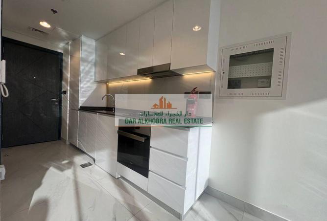 69890023 - Property Image 2