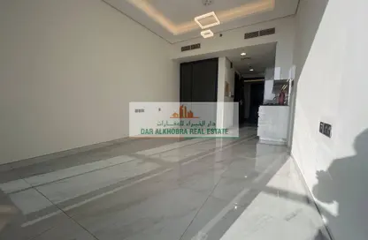 Apartment - Studio - 1 Bathroom for rent in Samana Golf Avenue - Dubai Studio City - Dubai