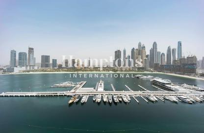 Apartment - 3 Bedrooms - 4 Bathrooms for sale in Palace Beach Residence Tower 1 - Palace Beach Residence - Emaar Beachfront - Dubai Harbour - Dubai