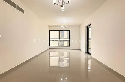 Apartment - 3 Bedrooms - 3 Bathrooms for rent in Emerald Avenue - Al Warqa'a 1 - Al Warqa'a - Dubai