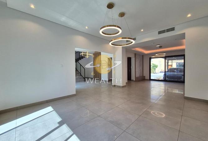 121542957 - Property Image 3