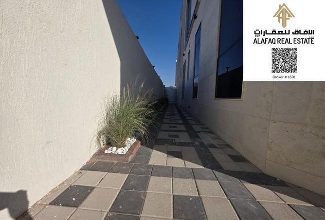 56131233 - صورة العقار 3