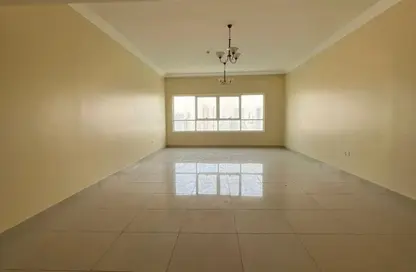 شقة - 3 غرف نوم - 3 حمامات للايجار في برج الممزر - الممزر - الشارقة - الشارقة