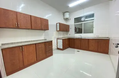 شقة - 3 غرف نوم - 3 حمامات للايجار في فيلات مدينة خليفة آيه - مدينة خليفة أ - مدينة خليفة - أبوظبي