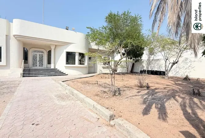 165579802 - Property Image 2