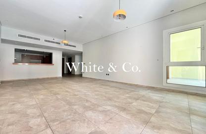 Apartment - 2 Bedrooms - 3 Bathrooms for rent in Marina Residences 1 - Marina Residences - Palm Jumeirah - Dubai