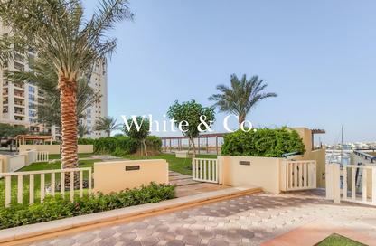 Apartment - 2 Bedrooms - 3 Bathrooms for rent in Marina Residences 1 - Marina Residences - Palm Jumeirah - Dubai