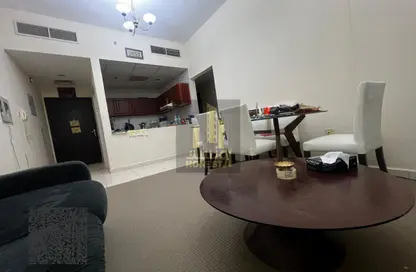 شقة - 2 غرف نوم - 2 حمامات للايجار في برج بارادايس ليك ب5 - ابراج بحيرة بارادايس - مدينة الإمارات - عجمان شقة - 2 غرف نوم - 2 حمامات للايجار في برج بارادايس ليك ب5 - ابراج بحيرة بارادايس - مدينة الإمارات - عجمان