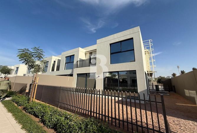 2Ok39DfYQ40 - Property Image 2