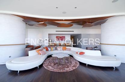 Apartment - 4 Bedrooms - 5 Bathrooms for rent in Burj Khalifa - Burj Khalifa Area - Downtown Dubai - Dubai
