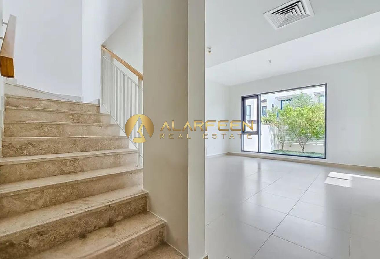 Modern Living | Close To Amenities | Vacant Soon photo 8
