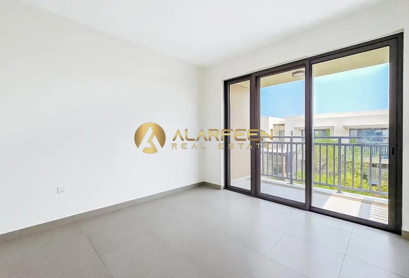 Modern Living | Close To Amenities | Vacant Soon photo 9