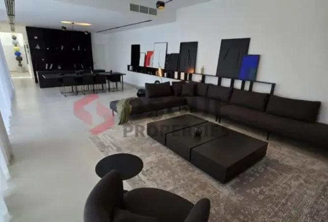 156048223 - Property Image 3