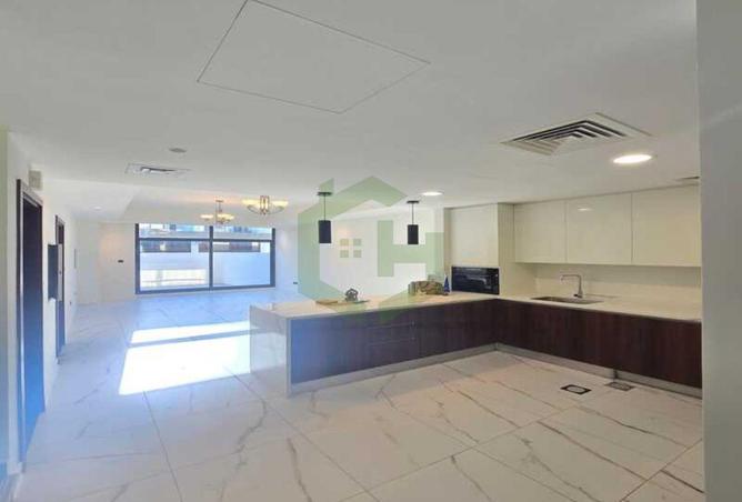 93137564 - Property Image 3