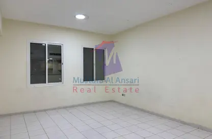 شقة - غرفة نوم - 2 حمامات للايجار في L05 - طراز يوناني - المدينة العالمية - دبي