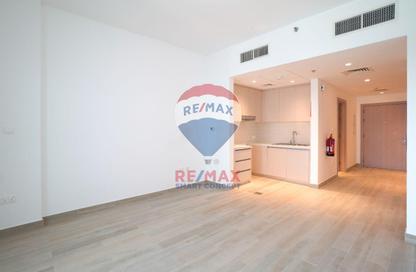 Apartment - Studio - 1 for sale in Waters Edge - Yas Island - Abu Dhabi
